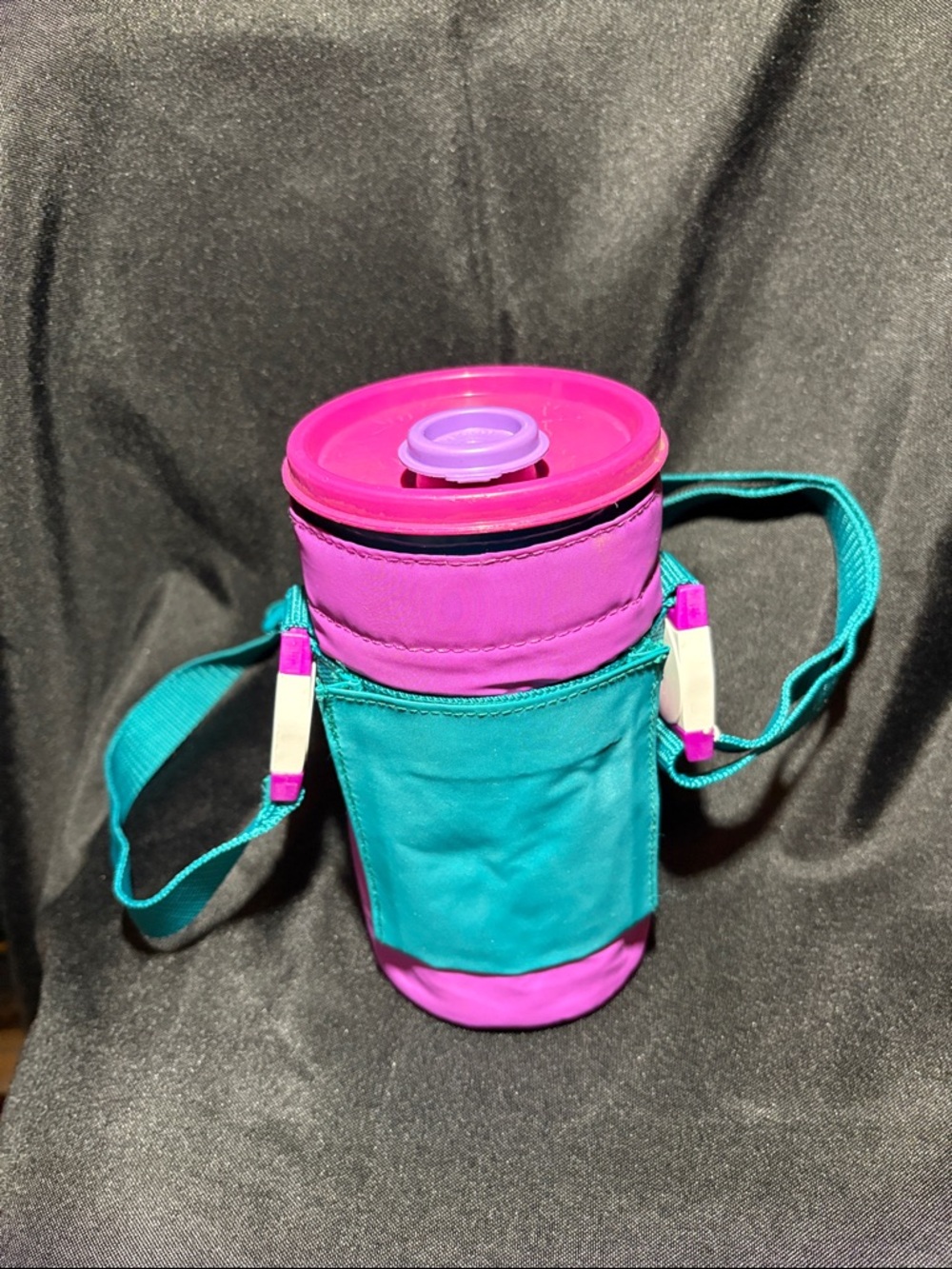 Vintage 80s Tupperware Thirst Quake 30 oz Tumbler
